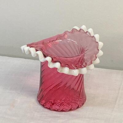 Fenton Snow Crest Cranberry Hat 