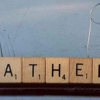 Scrabble Photo Holder