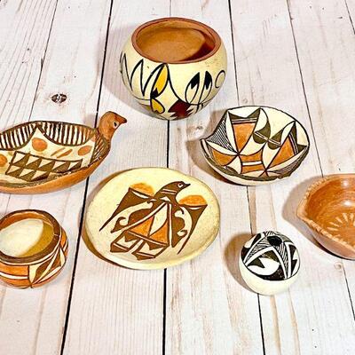 Lot 94  Native American Southwest Pottery Acoma Pueblo