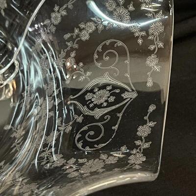 Cambridge â€œDianeâ€ Etched Glass Footed Bowl 