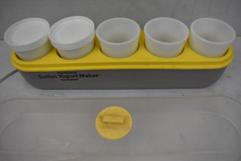 Salton Yogurt Maker, Thermostat Controlled