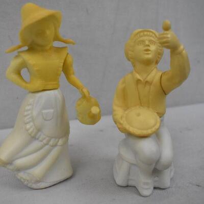 Vintage Avon Nursery Rhymes Perfume Figures