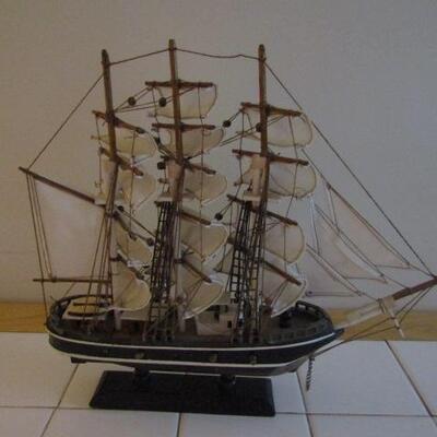 Model Ship- 11 1/2