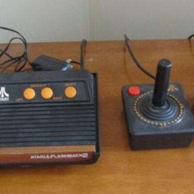 Atari Flashback 2 Game System with 2 Controllers