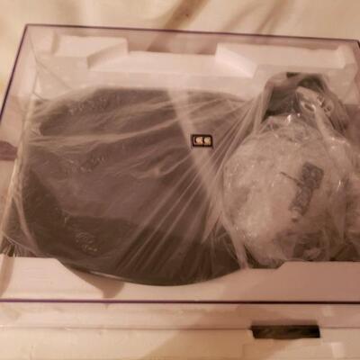 LOT #18. Technics turntable, new old stock, model #SL1900