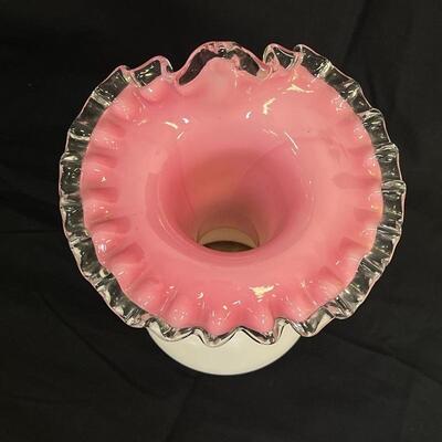 Fenton â€œPeach Crestâ€ Tulip Vase