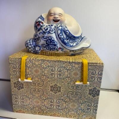 Vintage Good Luck & Wealth Porcelain Chinese Laughing Buddha in Presentation Box 