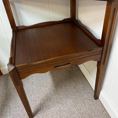 Mahogany Corner Lamp Table 