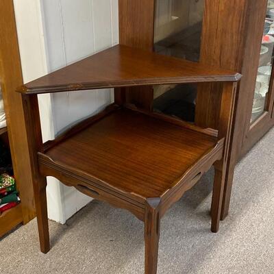 Mahogany Corner Lamp Table 