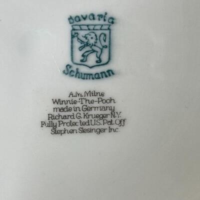 B- A. M. Milne â€œWinnie The Poohâ€ Plate 1918-1922