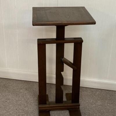 Pennsylvania Dutch Ratchet Table 