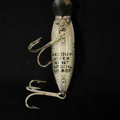 Vintage Heddon River Runt Spook
