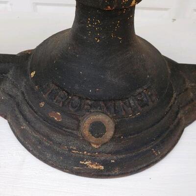 LOT #46. Antique Troemner Apothecary scale