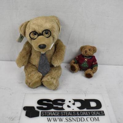 2 Teddy Bears, Bear with Christmas Sweater and Heartline 