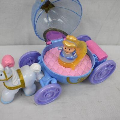 Disney Fisher Price Cinderella with Carriage, Sings and Lights up