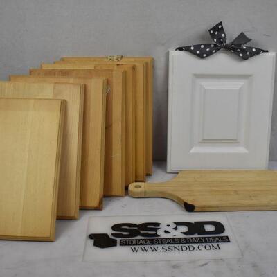 7 Rectangle Wood Plaques for Crafts, 1 Bamboo Cutting Board, 1 White Wall Decor