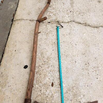 LOT #49. Antique sickle.  21-