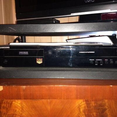 Samsung DVD/VCR with Remote (BR)