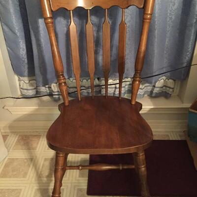 LOT #62. Maple chairs set A