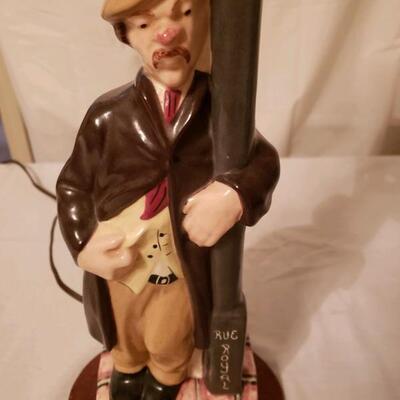 LOT #72. Vintage Rue Royal lamp