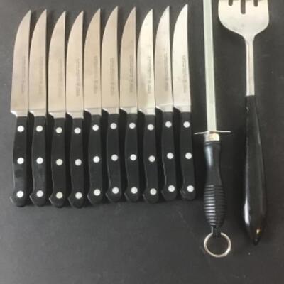 K- 1314. Henckel Knife Set 