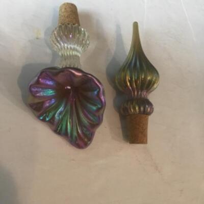 K - 1319 Pair of Beautiful Artisan Iridescent Art Glass Bottle Stoppers