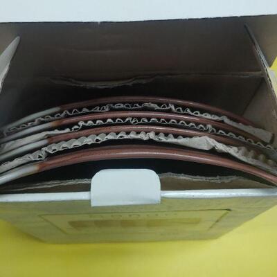Single S4 Square salad plates