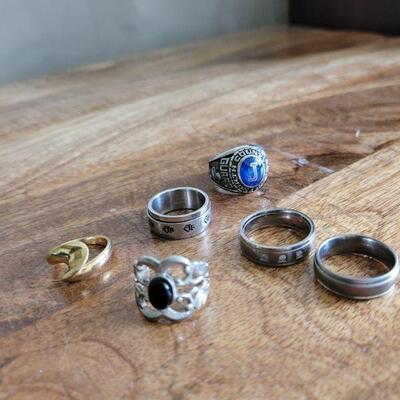 Ring lot