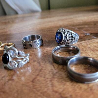 Ring lot