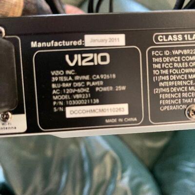 #122 Vizio DVD with Remote 