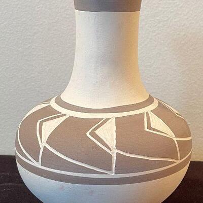 #147 UTE Mountain Tribe vase 
