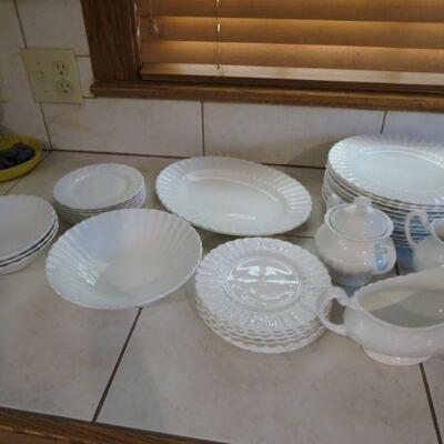 37 Pieces of White China Dishes J&G Meakin Classic White and Johnson Brothers Snowhite Made in England - Item # 118