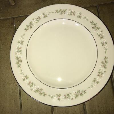 Lenox Brookdale China Dinner Plate - Item # 195