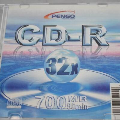 CD-R Recordable Compact Discs: 8 w/ Slim Cases + 38 on the spindle