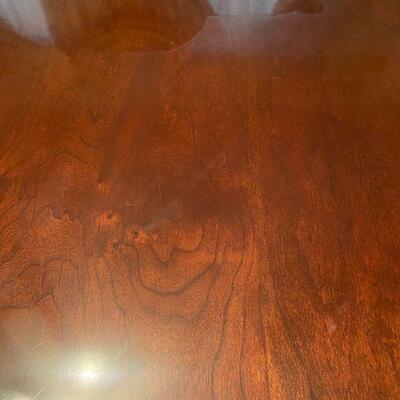 Sumter Cabinet Co Dining Table w/chairs