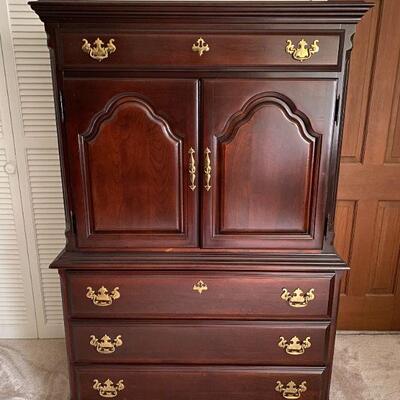 Sumter Cabinet Co. Chest 