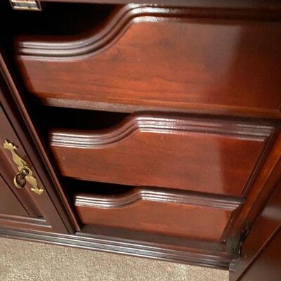 Sumter Cabinet Co. Mahogany Dresser