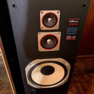 LXI Series Stereo w/speakers
