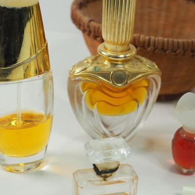 Lot 110 Vintage perfume
