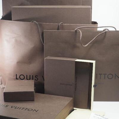 Lot 111 Louie Vuitton luxury bags and Boxes EMPTY