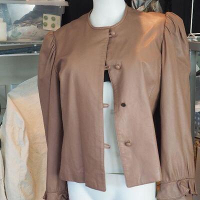 Lot 116 Vintage brown leather Fendi short jacket