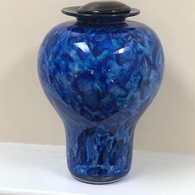Lot 5 - Wilbert Hand-Blown Glass Urn