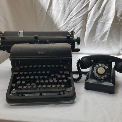 Lot 8 - Antique Royal Typewriter & Phone