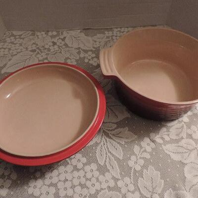 "LE CRUZ" CAST IRON POT WITH LID