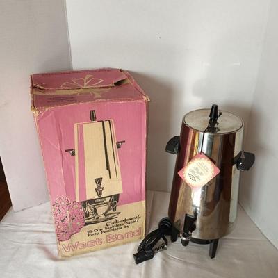 WESTBEND STAINLESS STEEL PERCULATOR AND HAMILTON BEACH JUICER