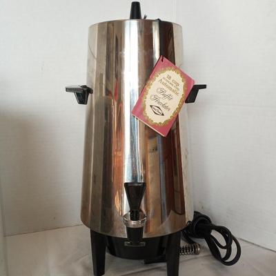 WESTBEND STAINLESS STEEL PERCULATOR AND HAMILTON BEACH JUICER
