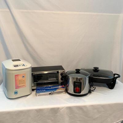 Lot 31 - Small Kitchen Appliances