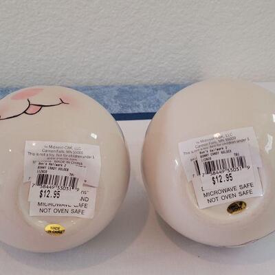 Lot 19: New (2) Bunny Candy Dishes and Decorative Egg Holders 