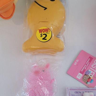 Lot 23: New Duck Easter Basket, Bunny, Bubbles & More 