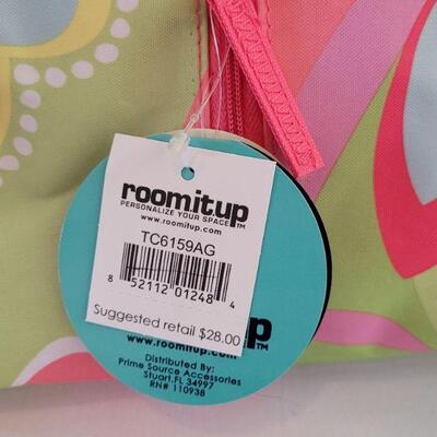 Lot 31: New Yoga Mat Bag & New Mug with Coaster 